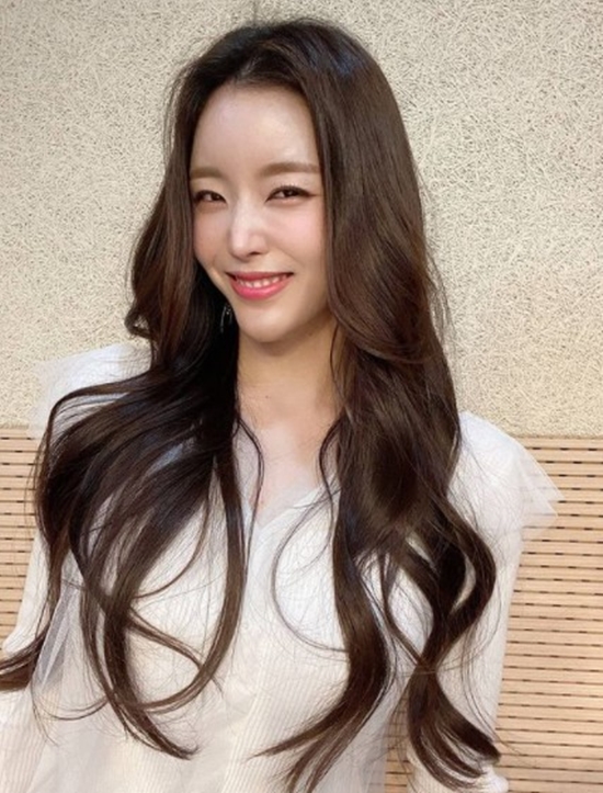 탬버린 여신 박성연, 러블리한 미모 과시 날씨 너무 좋아