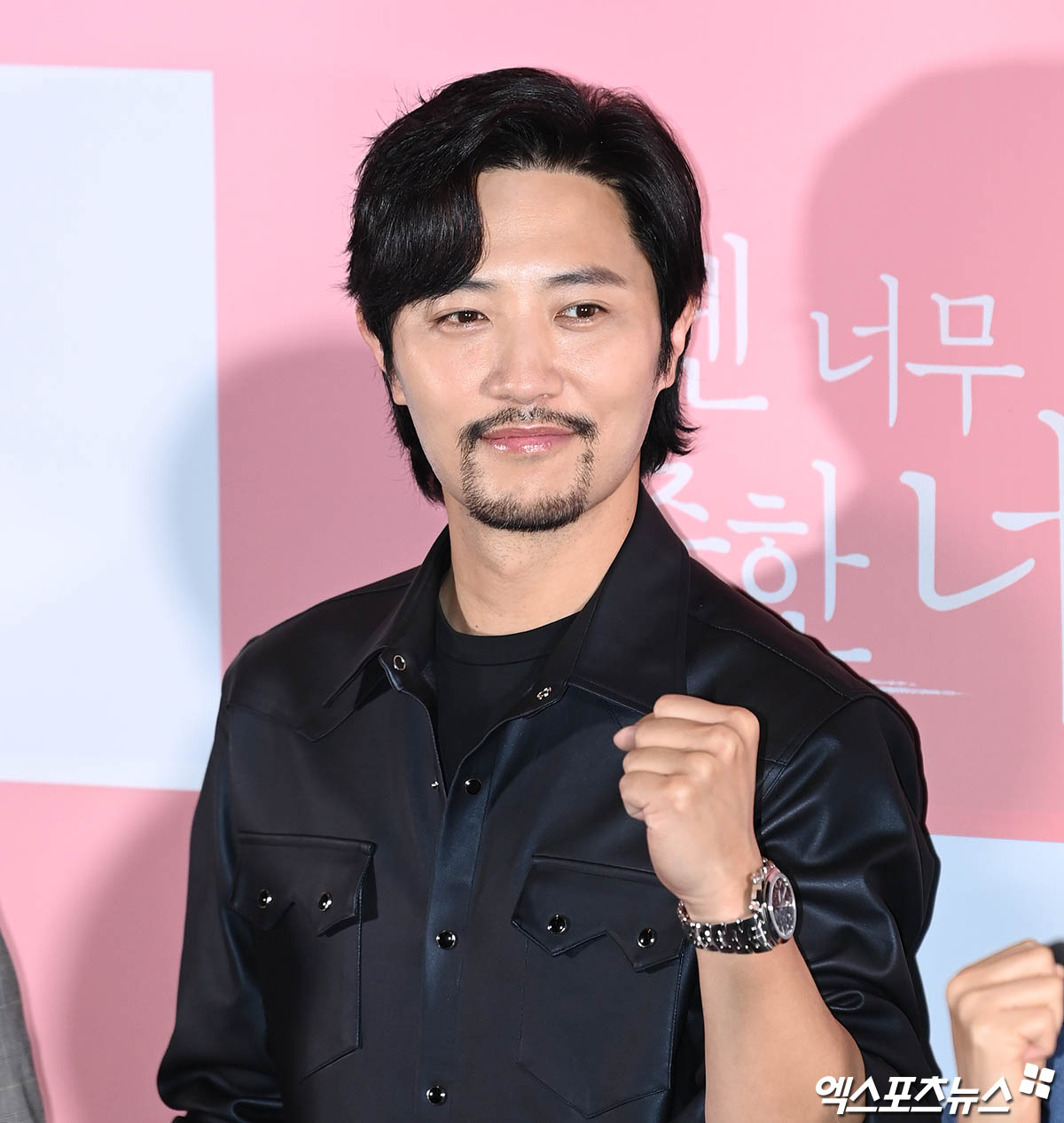 진구 영화 많이 사랑해주세요[엑s HD포토]