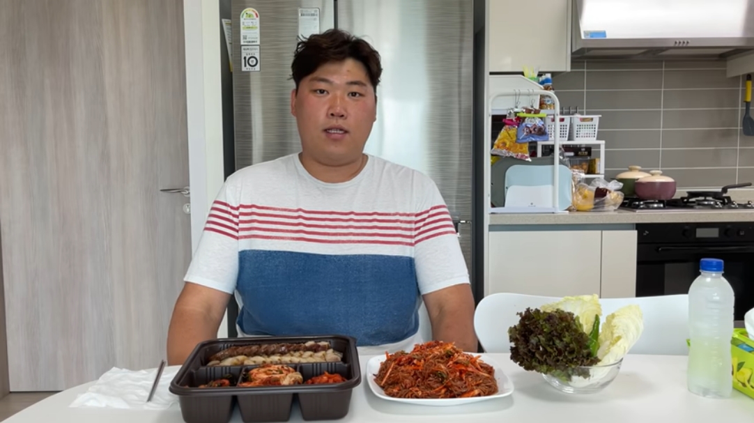 어제 족발 먹어서…천뚱, 보쌈·막국수 먹방 후 사과한 사연?