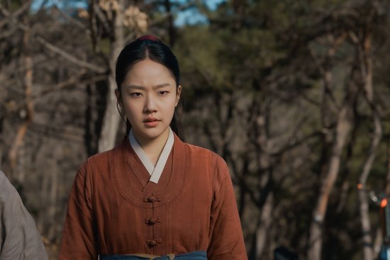 어사와 조이 채원빈, 1인 2역부터 사투리까지…카멜레온 매력 발산