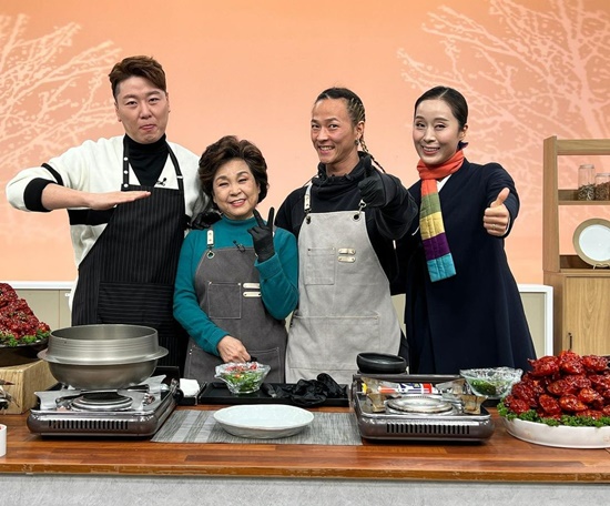 박애리♥ 팝핀현준, 어마어마 재력에도 열일…간장게장 팔러