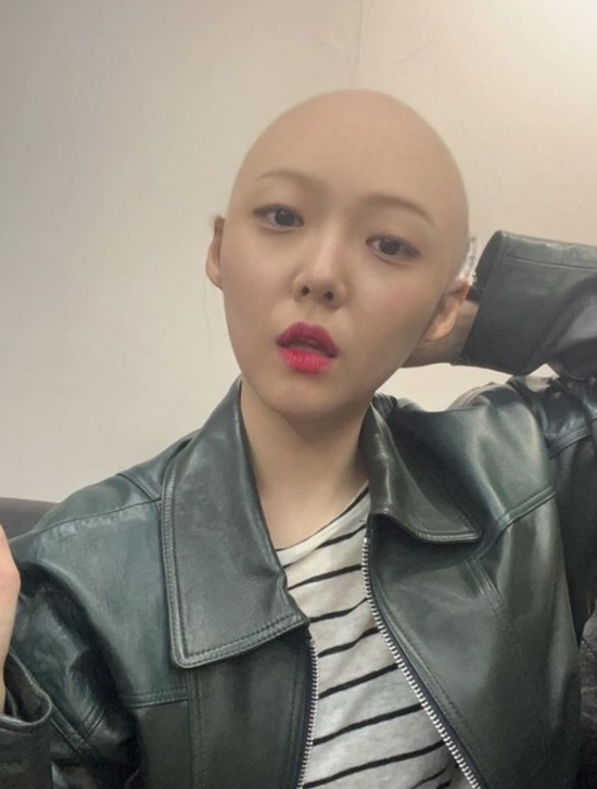 민 내 마음만 아직 겨울 삭발 스타일 변신…선예·조권 어머어머