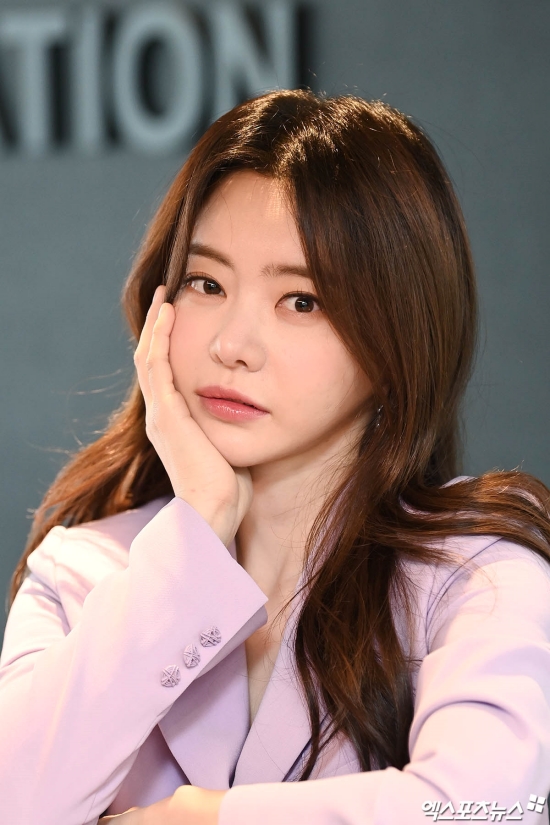 서유리 “로나 유니버스, 어려운 것 투성이지만 재밌다” [엑s 인터뷰②]