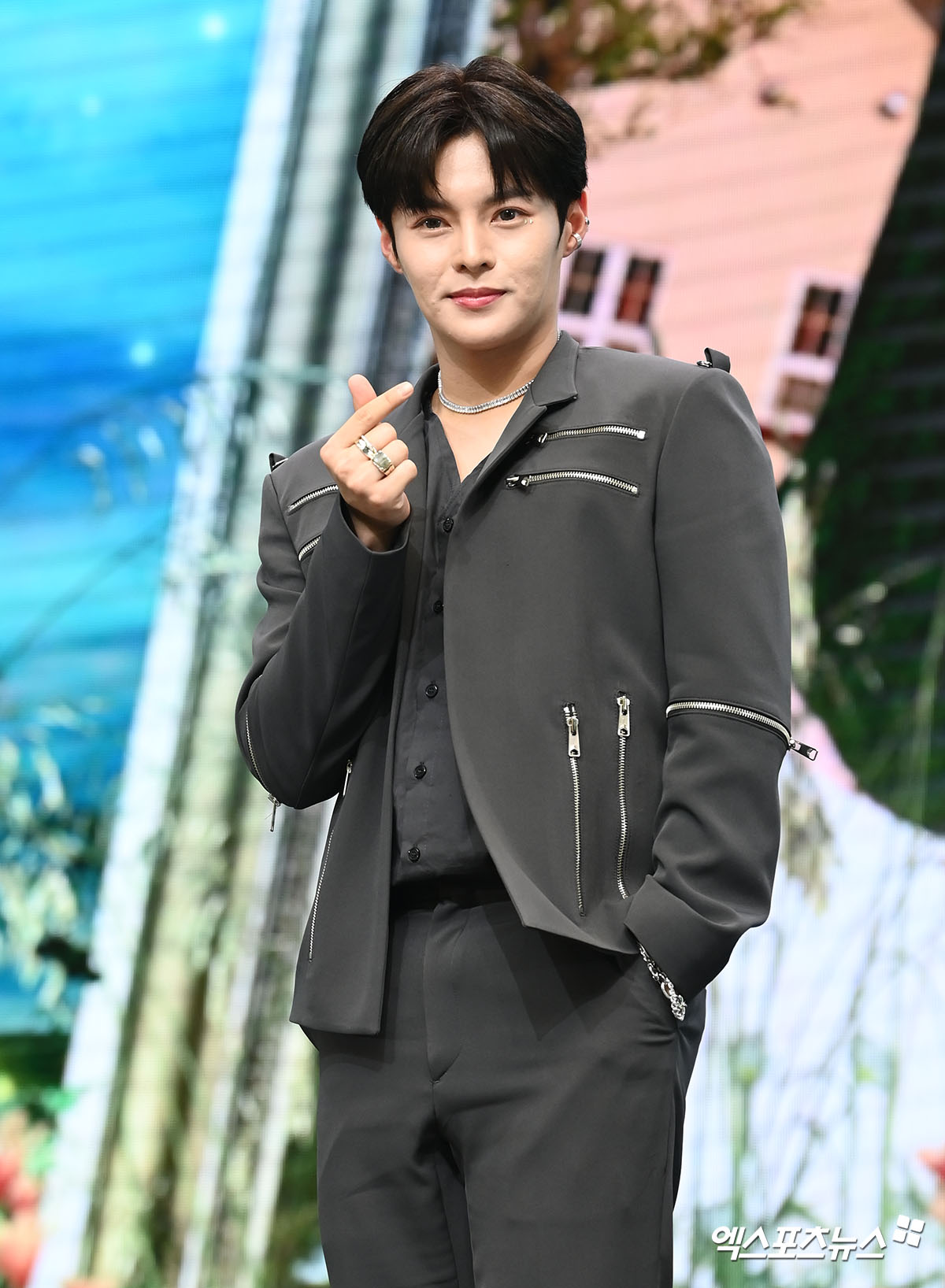 싸이퍼 휘 하트보다 빛나는 눈빛[엑s HD포토]