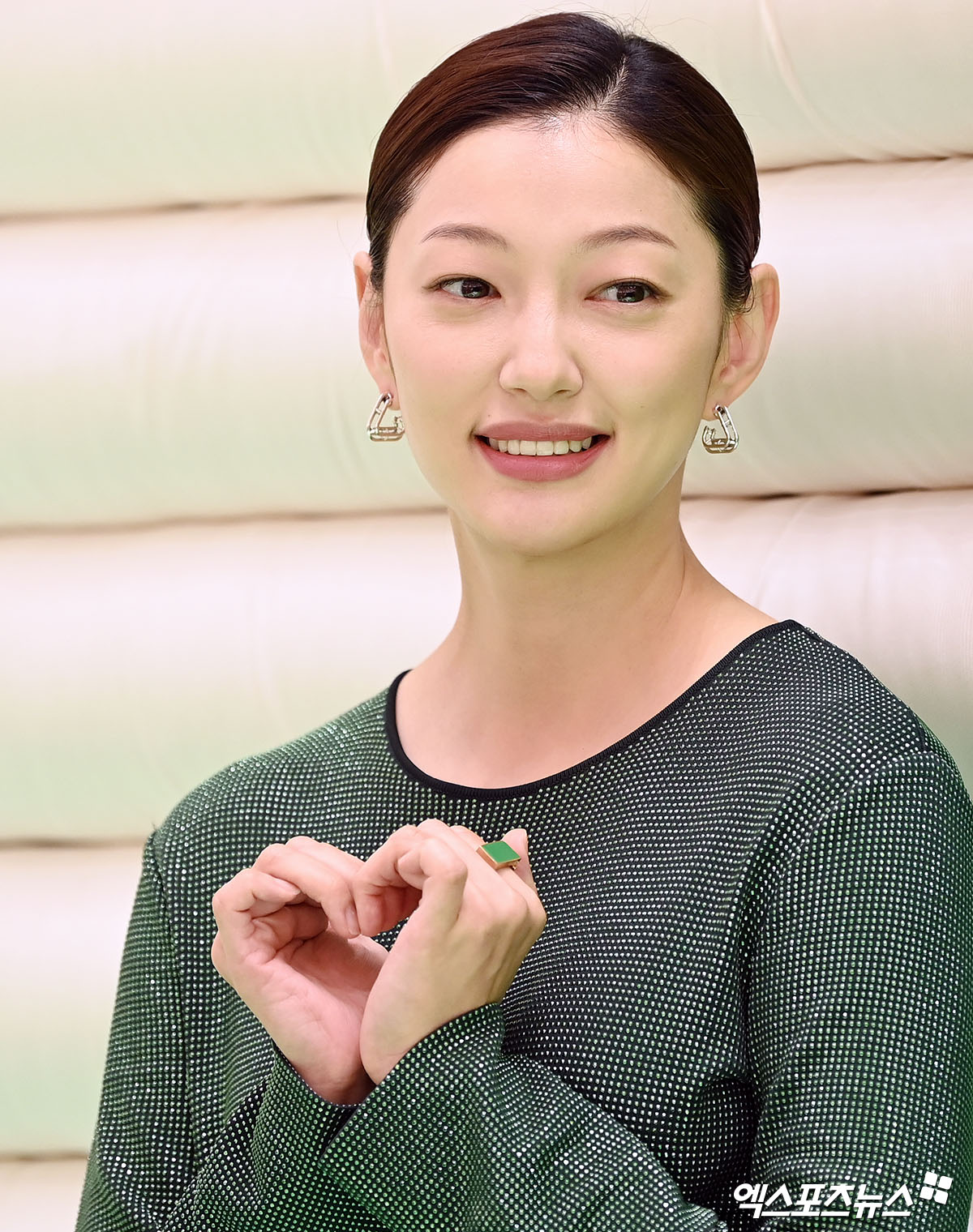 이엘 사랑을 담아 하트[엑s HD포토]