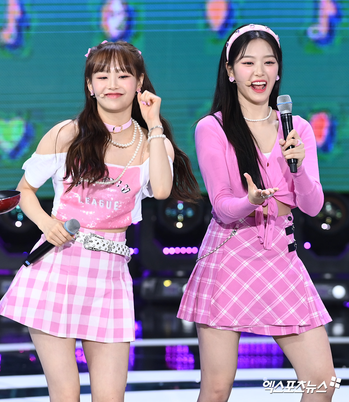 이달의소녀 츄-현진 흥겨운 아저씨 바이브[엑s HD포토]