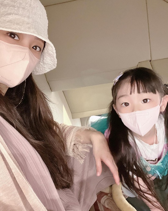 문희준♥ 소율, 둘째 임신해도 딸 잼잼이와 데이트…공주가 만족했길
