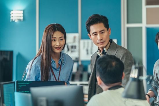 신하균→원진아, 스타트업 시트콤 어떨까…환장 케미 스틸컷 (유니콘)