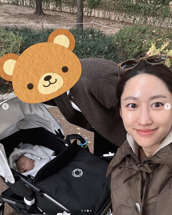 치과의사♥ 전혜빈, 남편·아들과 첫 외출 행복 한도 초과