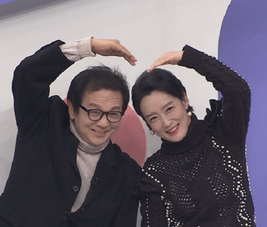 윤철형 감독으로 변신 관련자료 3