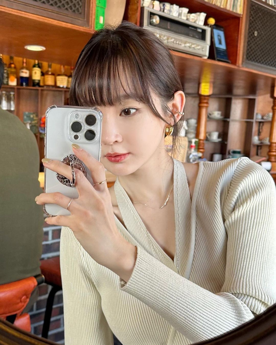 갑질 논란 강민경, 마음고생 얼마나 심했으면…입술이 다 부르터