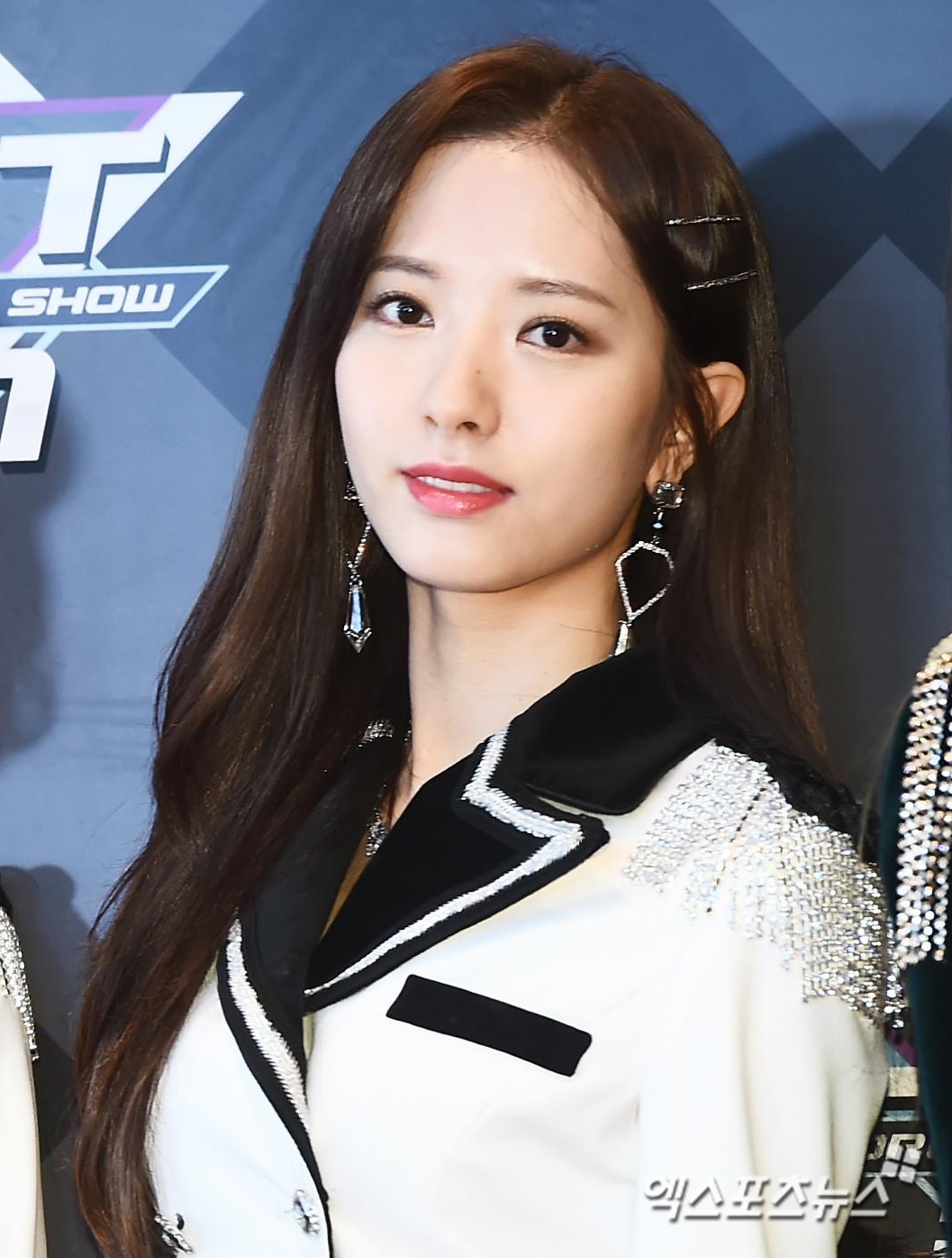 [단독] 보나(김지연), 왕따 피해자 된다…학폭 다룬 피라미드 게임 주인공