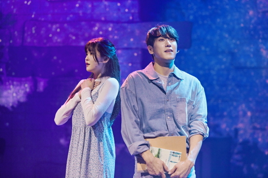 [엑필로그] 빠리빵집서 소환한 더 글로리...김건우, 뮤지컬 데뷔 (엑:스피디아)
