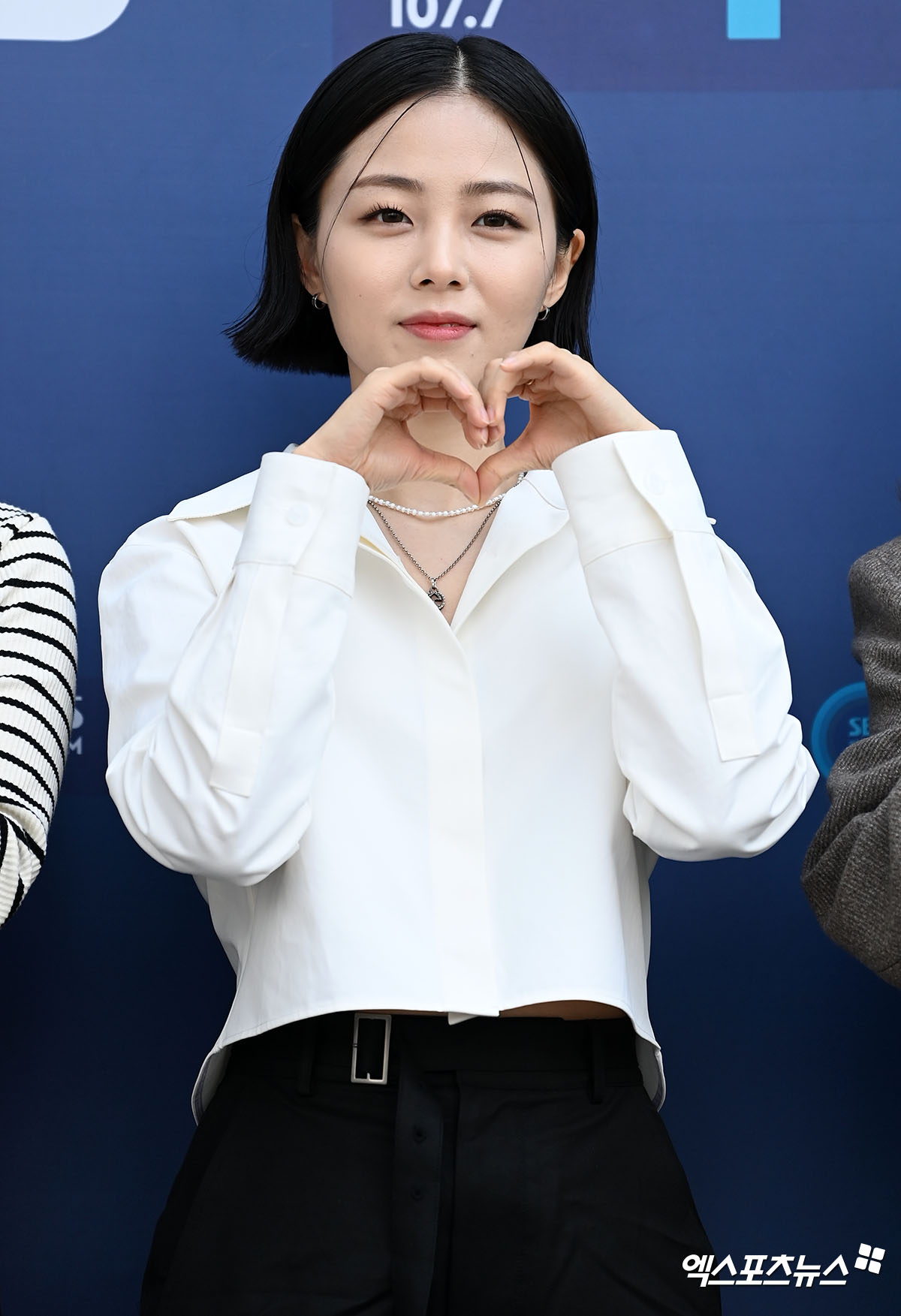 흰 태연 실물=그저 빛…콘서트 후 노래방서 1시간 내내 태연 메들리 (정희)