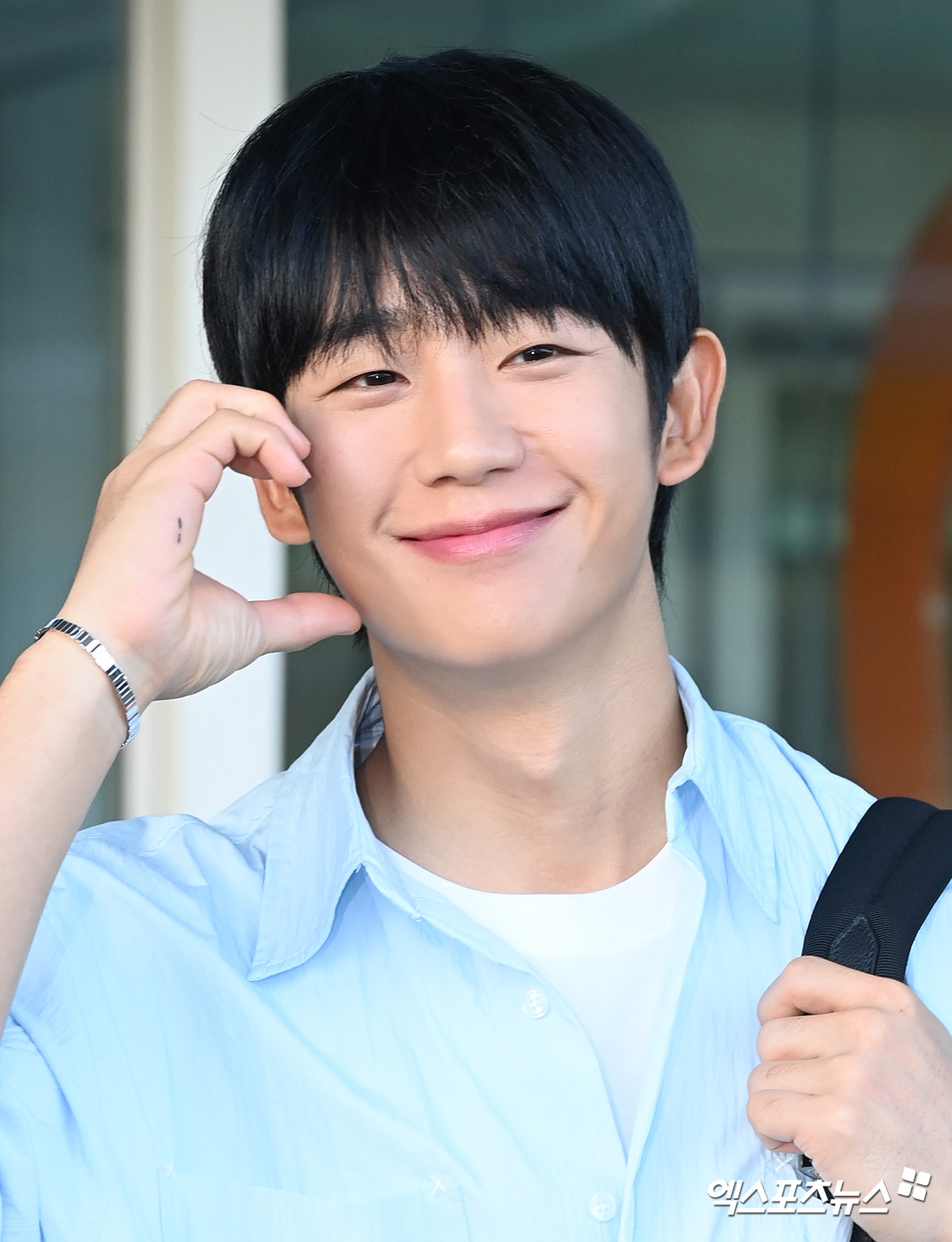정해인 귀여운 볼하트[엑s HD포토]