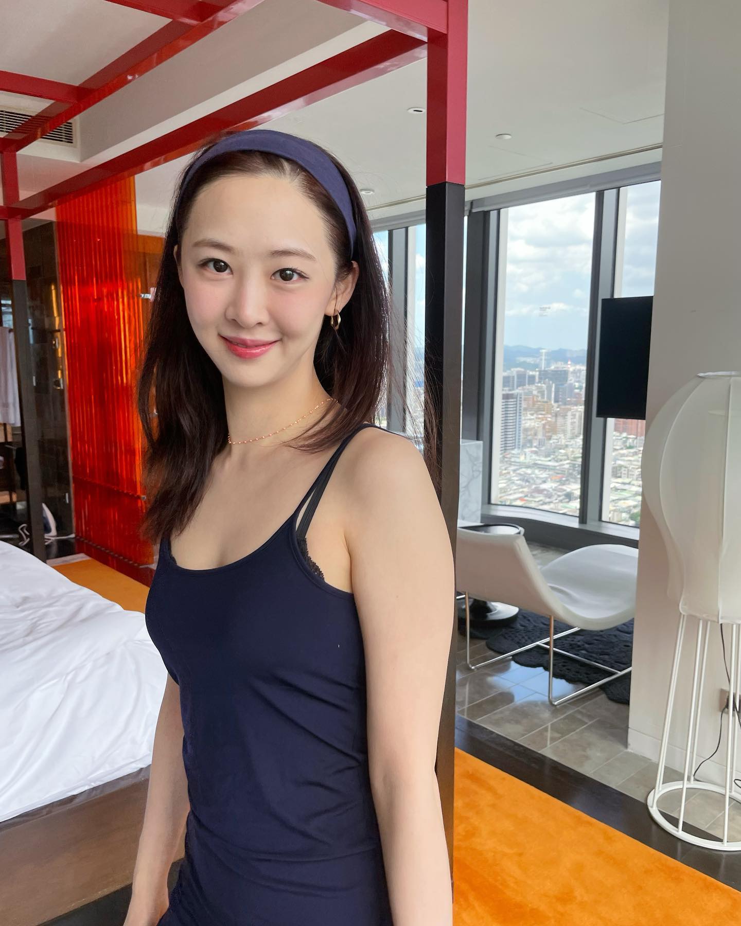 씨스타 다솜, 섹시한 수영복 자태…S라인 눈길
