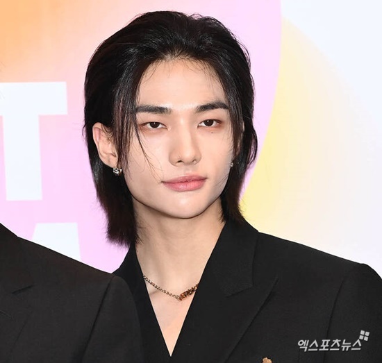 스키즈 현진, 눈물의 심경 고백 후 1년 여…내 무기 고민 [엑:스레이]