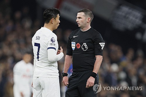 '2명 퇴장' 토트넘, 첼시에 1-4 충격적 참패+무패행진 끝→'손흥민 골 취소' 아깝다  [PL 리뷰]