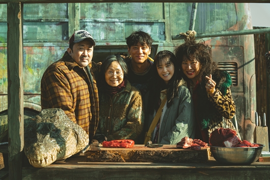 마동석의 새로운 액션, 황야 오늘(26일) 공개