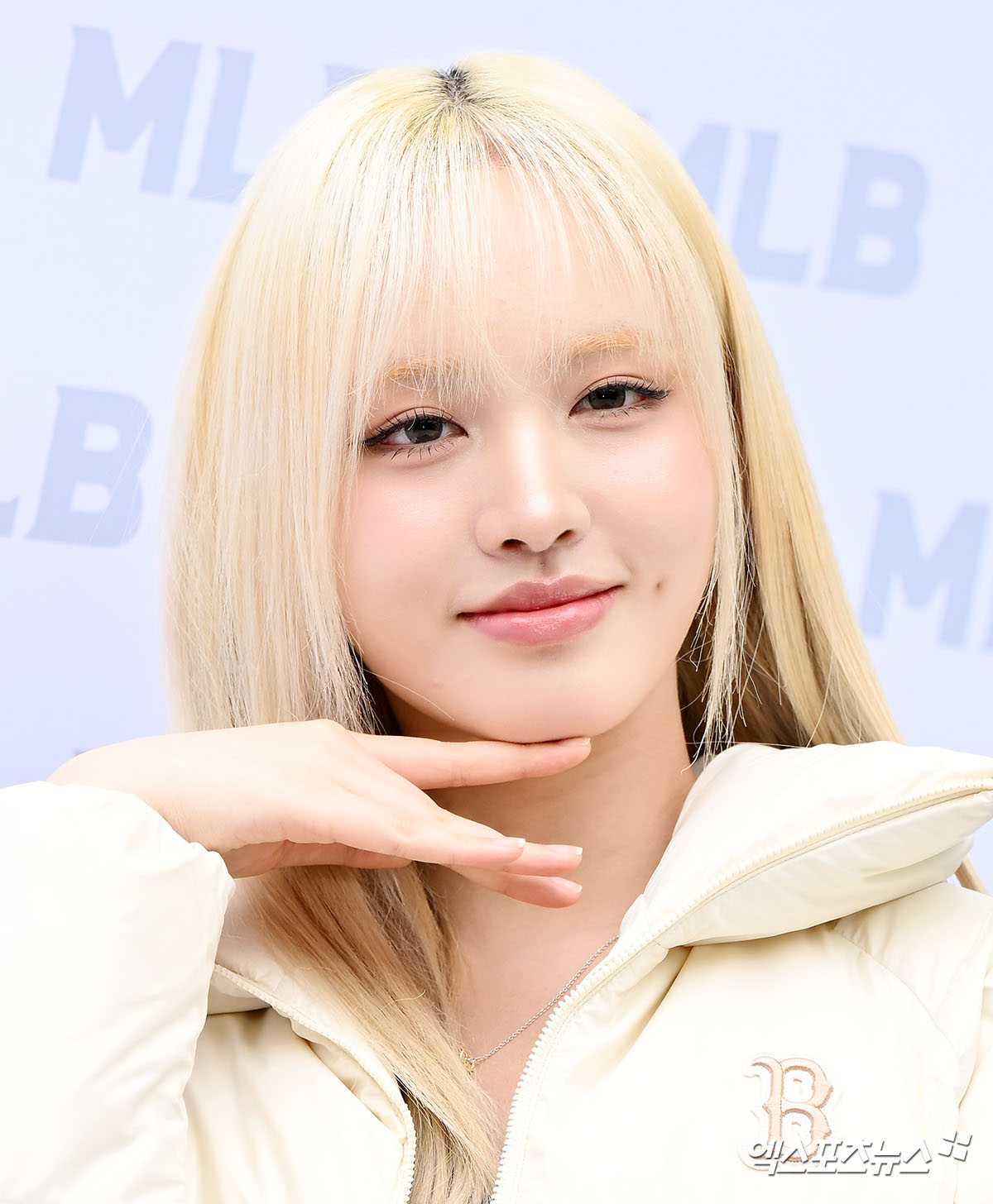 아이브 리즈 인형 미모 실사판[엑s HD포토]