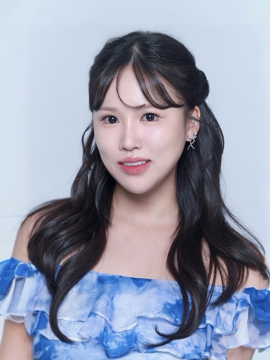 유민지 "김용빈, 오랜 인연 소중하게 여기는 진짜 가수…본받고 싶어" [엑's 인터뷰②]
