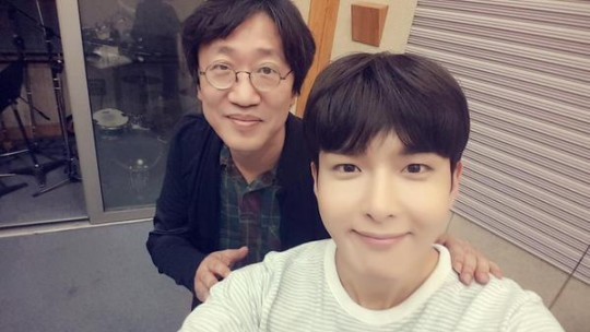 슈주 려욱, 김광진과 훈훈 선후배 인증샷 라이브 감동이었습니다