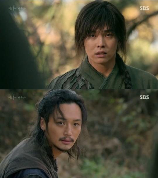 육룡이 나르샤 윤균상, 변요한 죽여야 출세할 수 있다 으르렁