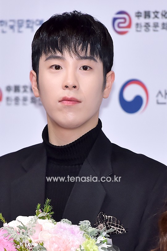 [TEN PHOTO] 블락비 피오, ‘아기피부로 여심 접수’