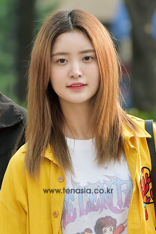 [TEN PHOTO] EXID 정화, 안구가 정화되는 미모(뮤직뱅크 출근길)