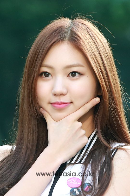 [TEN PHOTO] CLC 은빈, ‘브이라인 얼굴~’(뮤직뱅크 출근길)