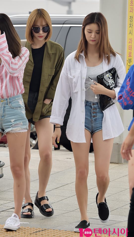 [TEN PHOTO]EXID 하니-정화 빛나는 젓가락 각선미