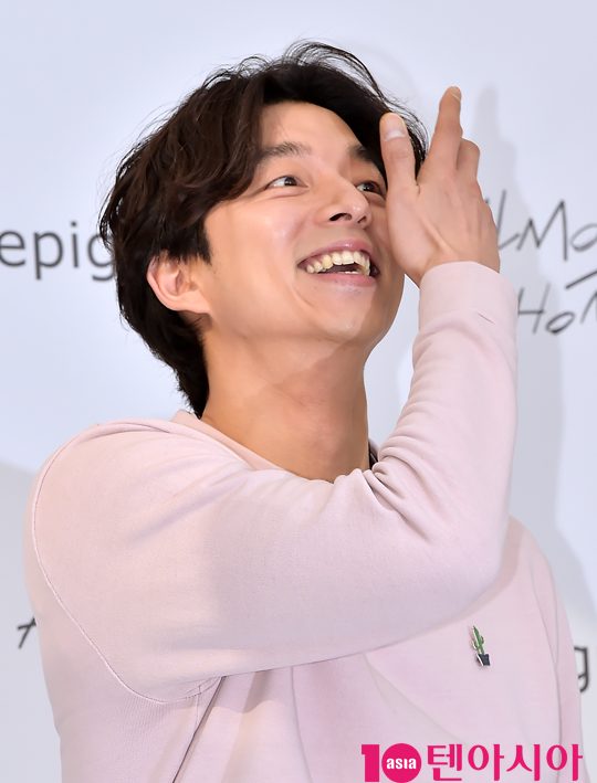 [TEN PHOTO]공유 CF 한장면 처럼...