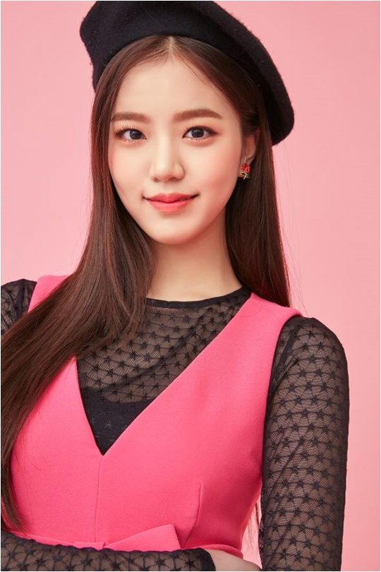 공원소녀 레나, JTBC2 새 예능 ‘그랜드 부다개스트’ 고정 멤버 발탁