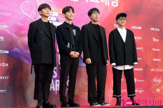 [TEN PHOTO]데이브레이크 베테랑 밴드
