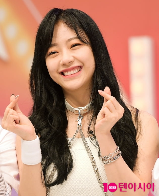 [TEN 포토] 시그니처 지원, 웃을때 제일 예쁜 미소천사