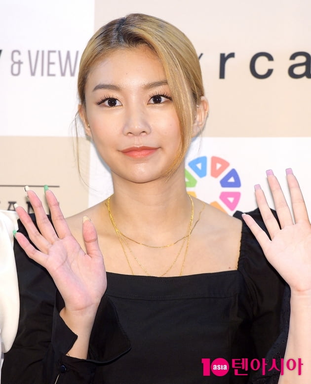 [TEN 포토] 모모랜드 혜빈, 시크한 헤어스타일