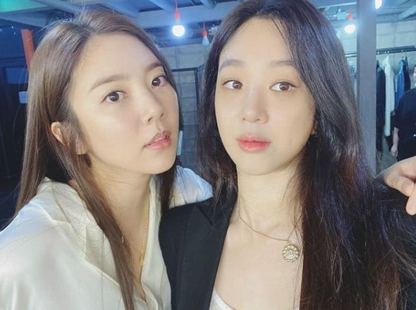 손담비, 정려원과 다정한 투샷 모든 걸 받아주는 사람