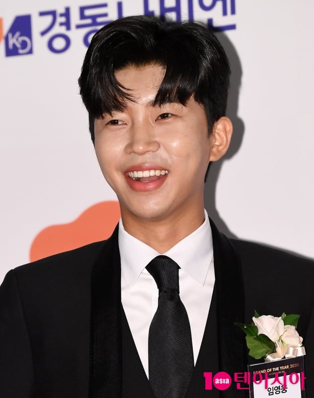 [TEN 포토] 임영웅 매력적인 미소(브랜드대상)