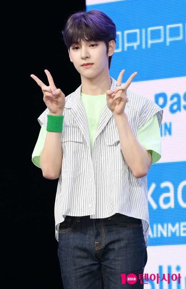 [TEN 포토] 드리핀 동윤 귀엽게 브이~