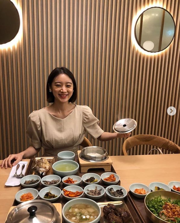 신민철♥혜림, 우리의 한식이 최겨~...럭셔리한 밥상[TEN★]