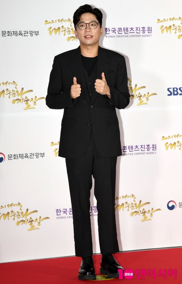 [TEN 포토] 이적 대중문화예술상 최고