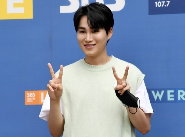 마운틴무브먼트 김희재 및 소속사 연락두절 및 허위사실로 억대 민사소송 제기
