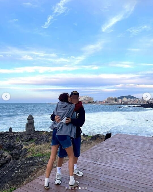 김빈우, ♥사업가 남편 끌어안고 뽀뽀까지 쪽…결혼 7년 차에도 달달한 신혼 [TEN★]