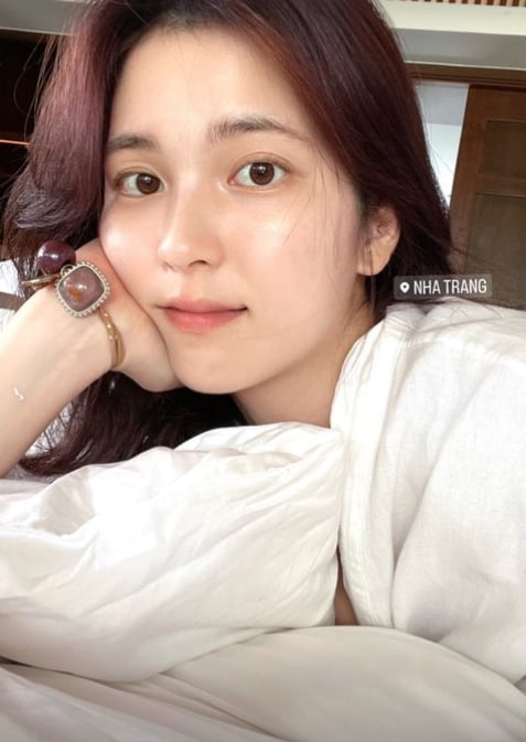 송혜교 닮은꼴 김효진, 베트남 빛내는 미모…태후 시절이 보이네
