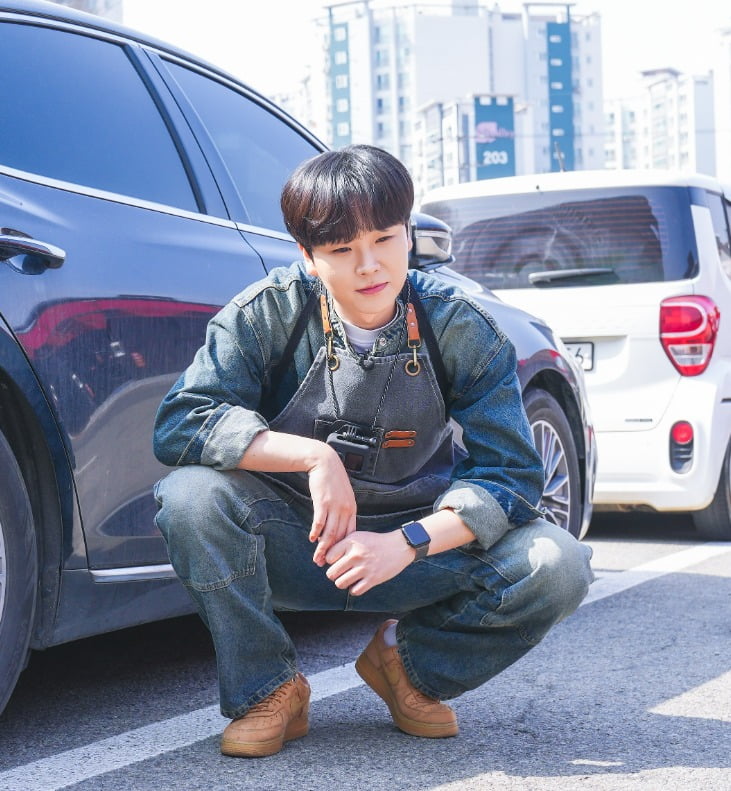송민준, '평소 안전의 중요성을 잘 알 것 같은 남자 트로트 가수' 1위…성리 2위·임영웅 3위[TEN차트]