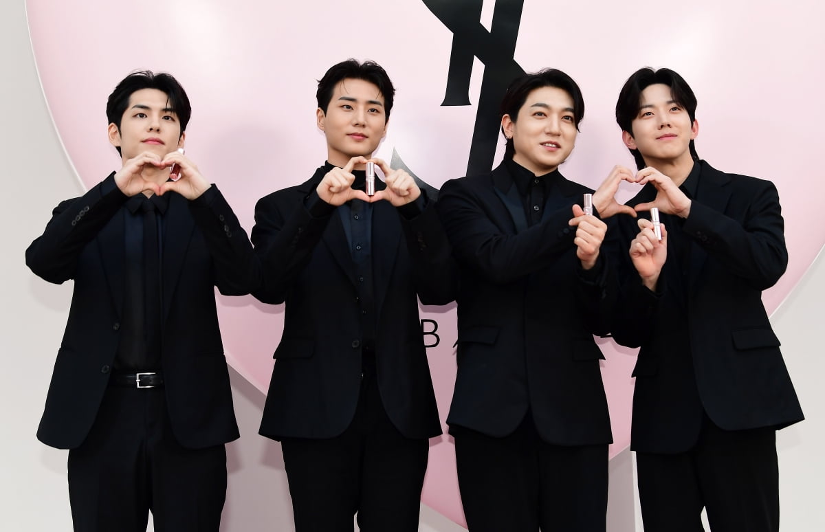 밴드가 대세라더니만…데이식스, 세븐틴·BTS 마저 제쳤다