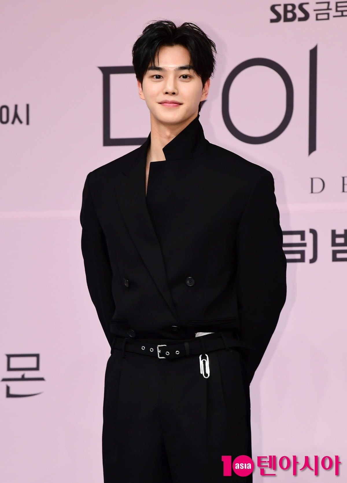 송강 日 더빙 목소리 어떻길래…실제와 비슷하다고 화제, 디테일까지 신경 (스위트홈)