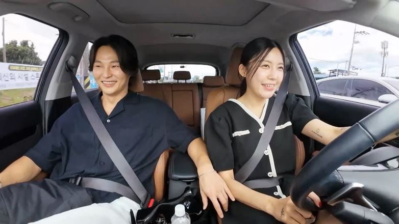 카메라 꺼?시영♥방글, 부모님까지 만났다…진도 빠르네(돌싱글즈6)