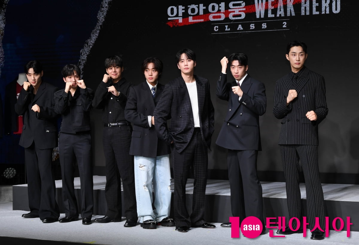 에너지 넘치는 약한영웅2 컴백[TEN포토+]