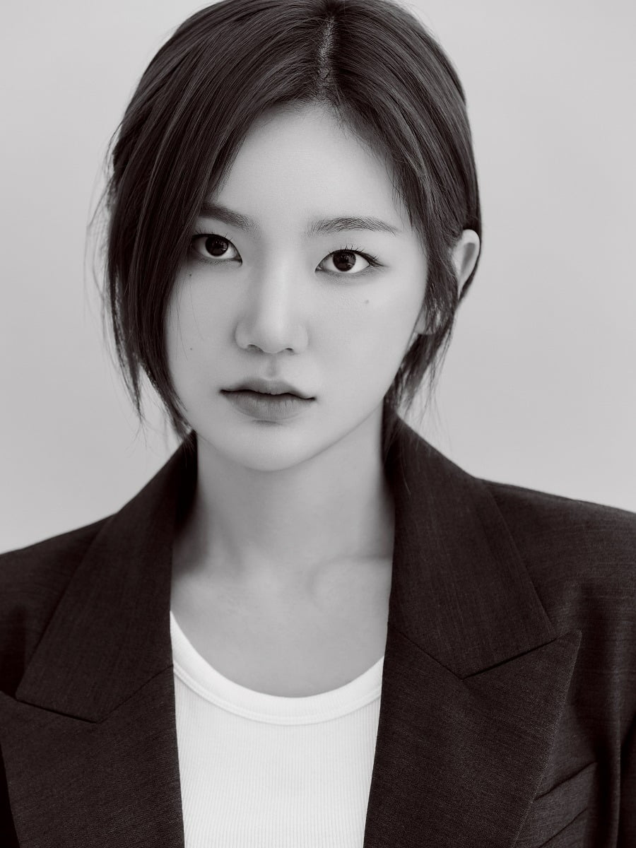 [공식] 이은샘, 눈컴퍼니와 전속계약 체결